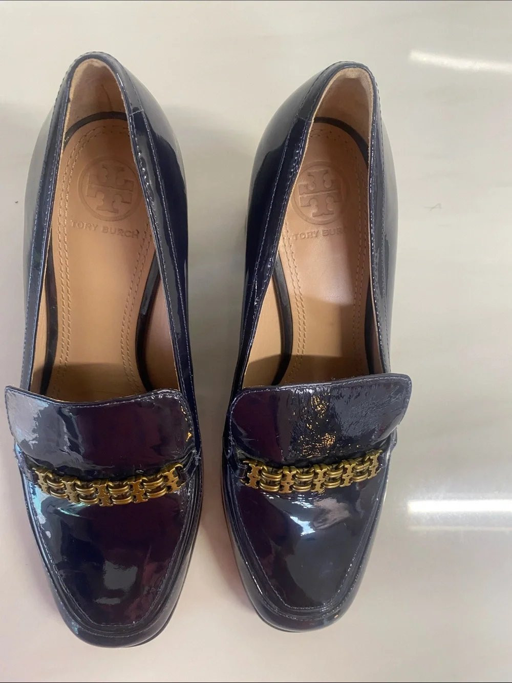 TORY BURCH Navy Patent Loafers with Gold Chain